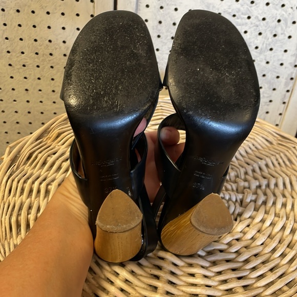 YVES SAINT LAURENT - Picture 6 of 10